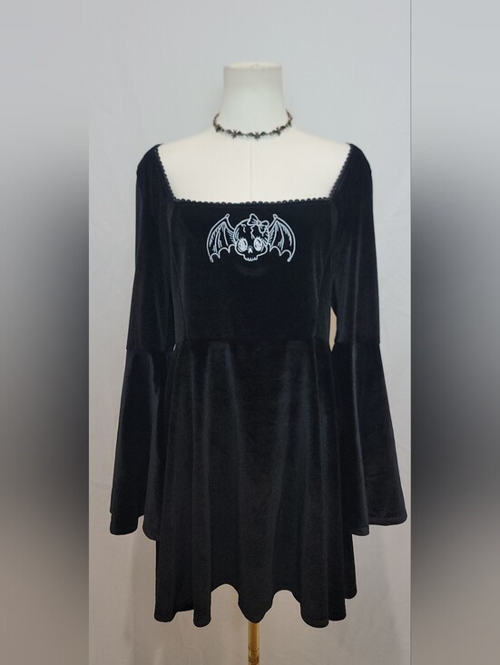 Dolls Kill Dresses & Skirts - Dolls Kill Widow Burial Ground Velvet Mini Dress, Size XXL
